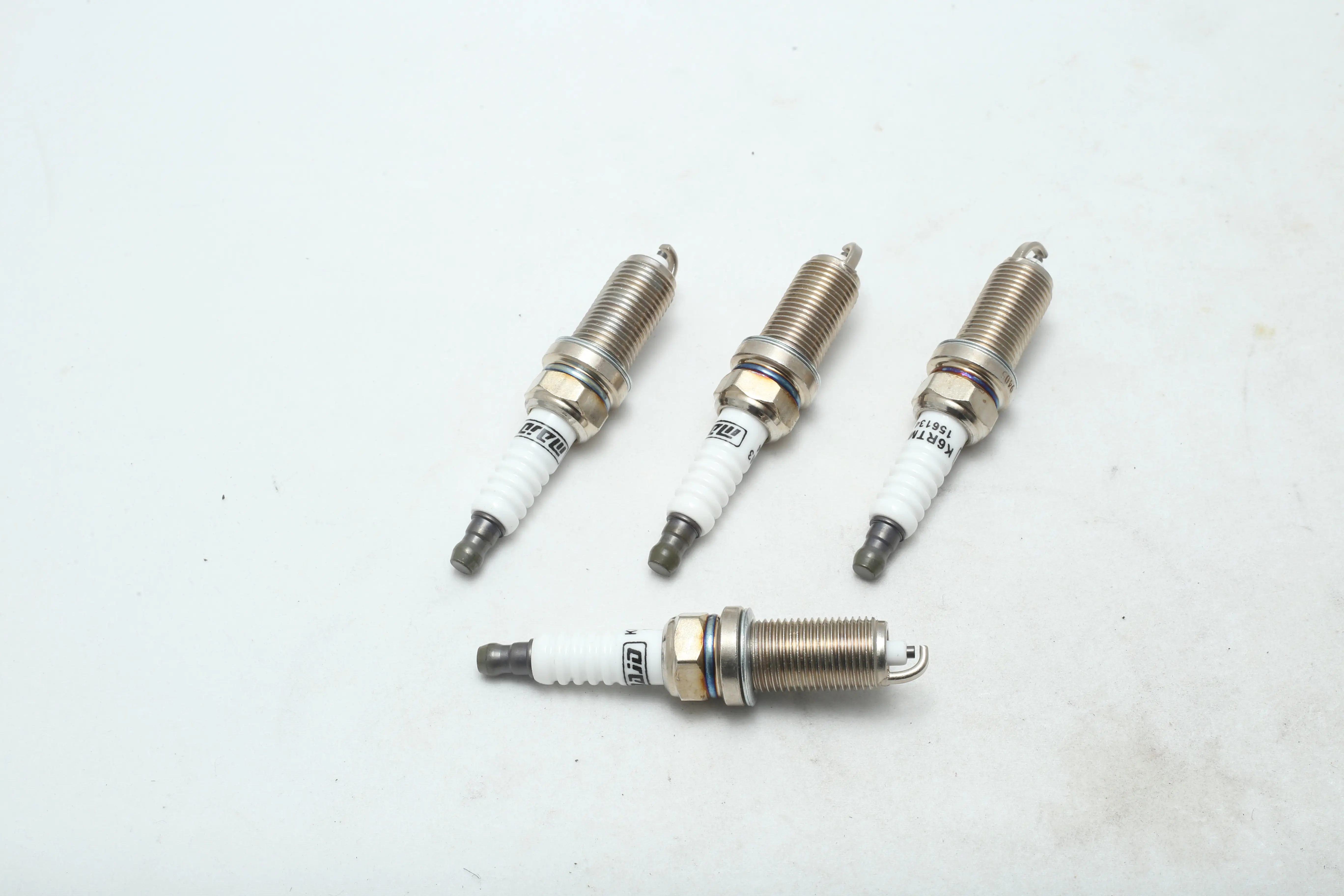 شمع پژو 206 تیپ 5 بلند K16HPRU11 ایساکو (دنسو)